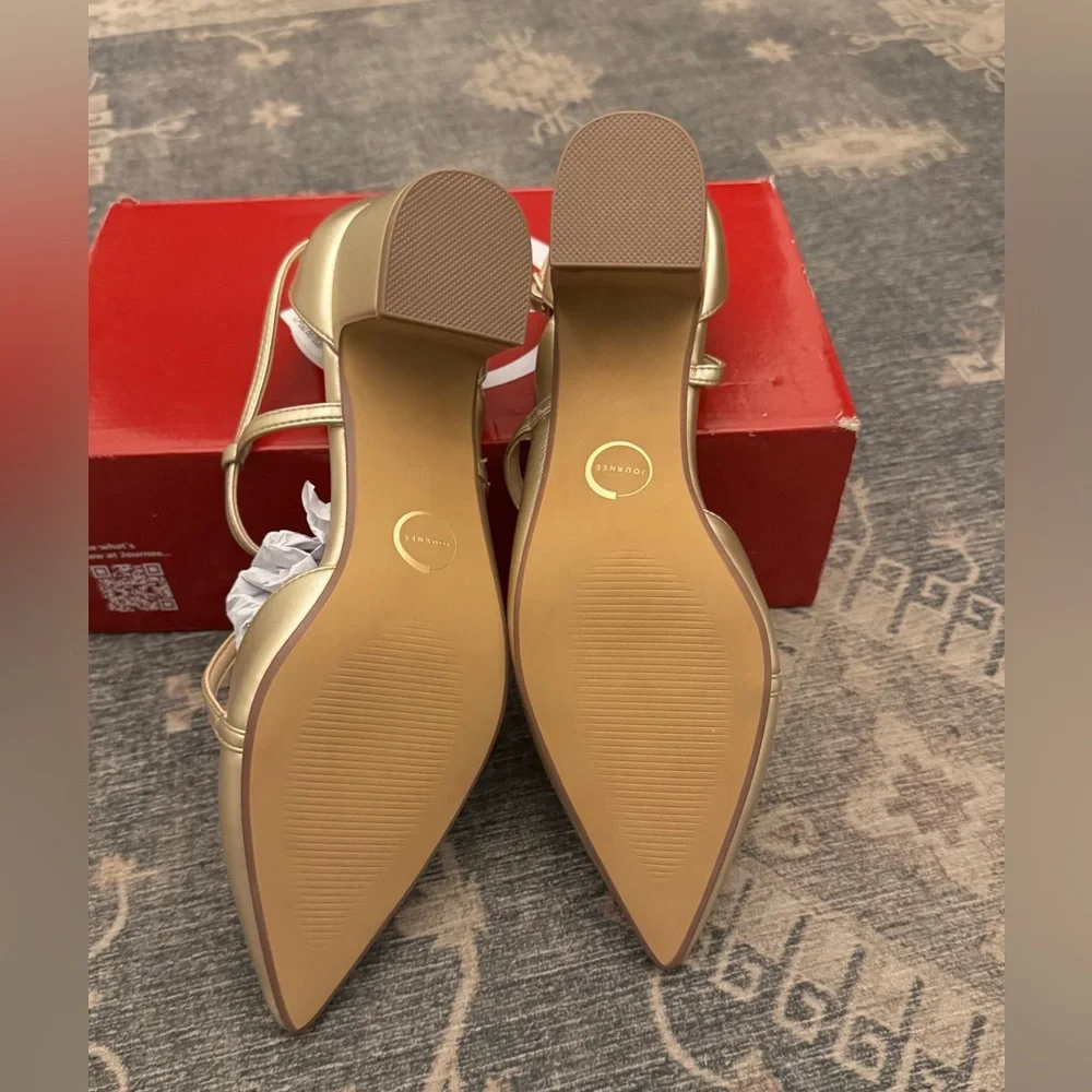 Journee Collection Champagne Pointed Heels - Picture 2 of 3